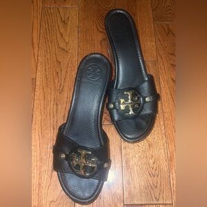 Tory Burch Black Leather wedged heels